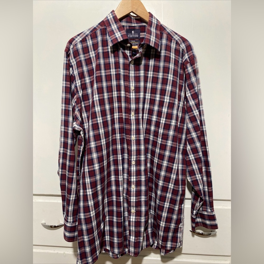Stafford Travel Button Up Shirt Men's Long Sleeve Plaid Easy Care Size 17 Reg